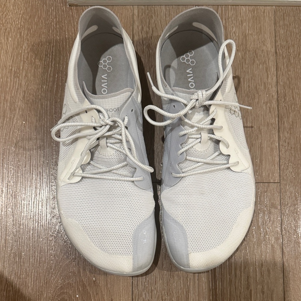Vivo Barefoot primus lite 3.5 White and Gray Athletic Shoes